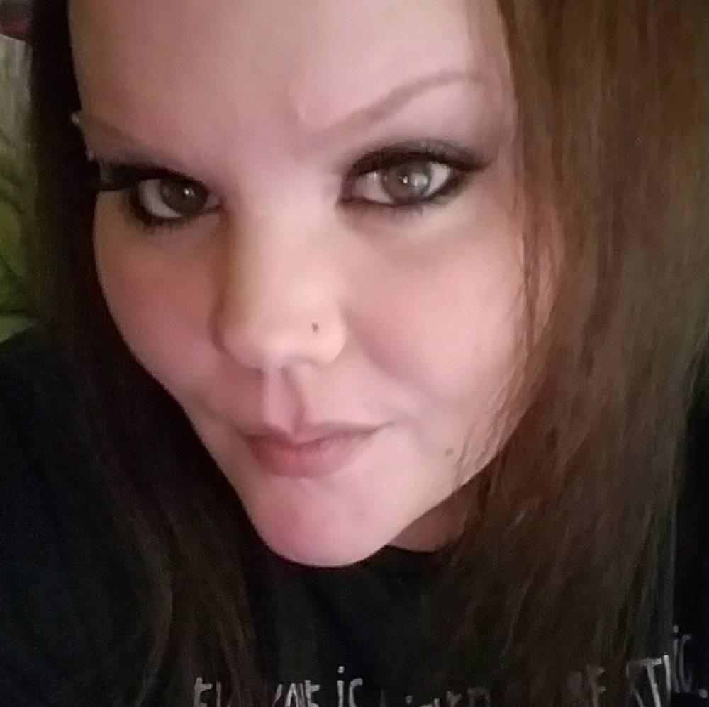 Meet your Posher, Mahlia